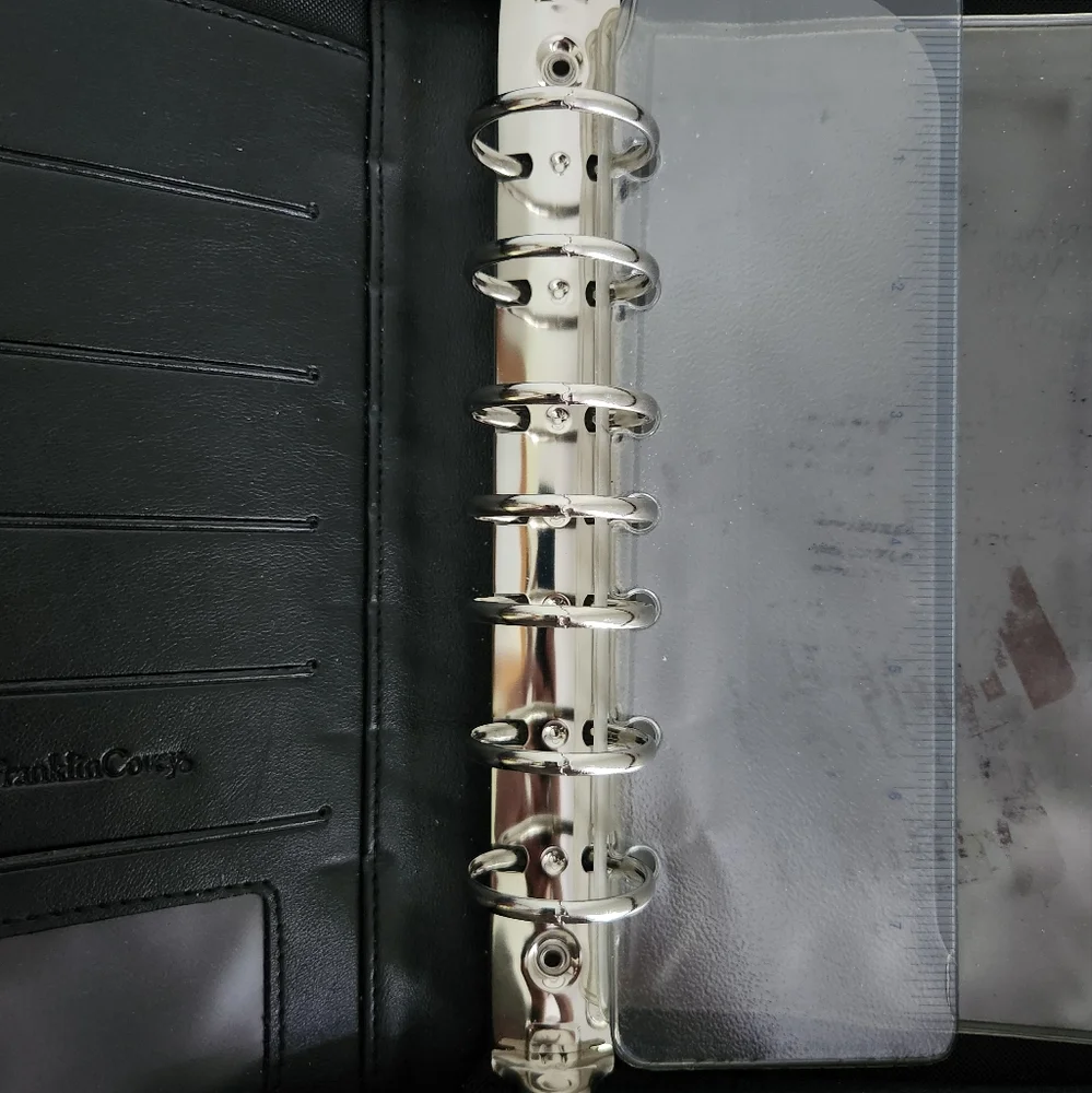 Franklin Covey Black Classic Zip Rings Planner